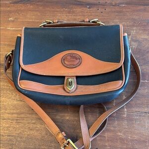 VINTAGE DOONEY & BOURKE LARGE CARRIER BAG